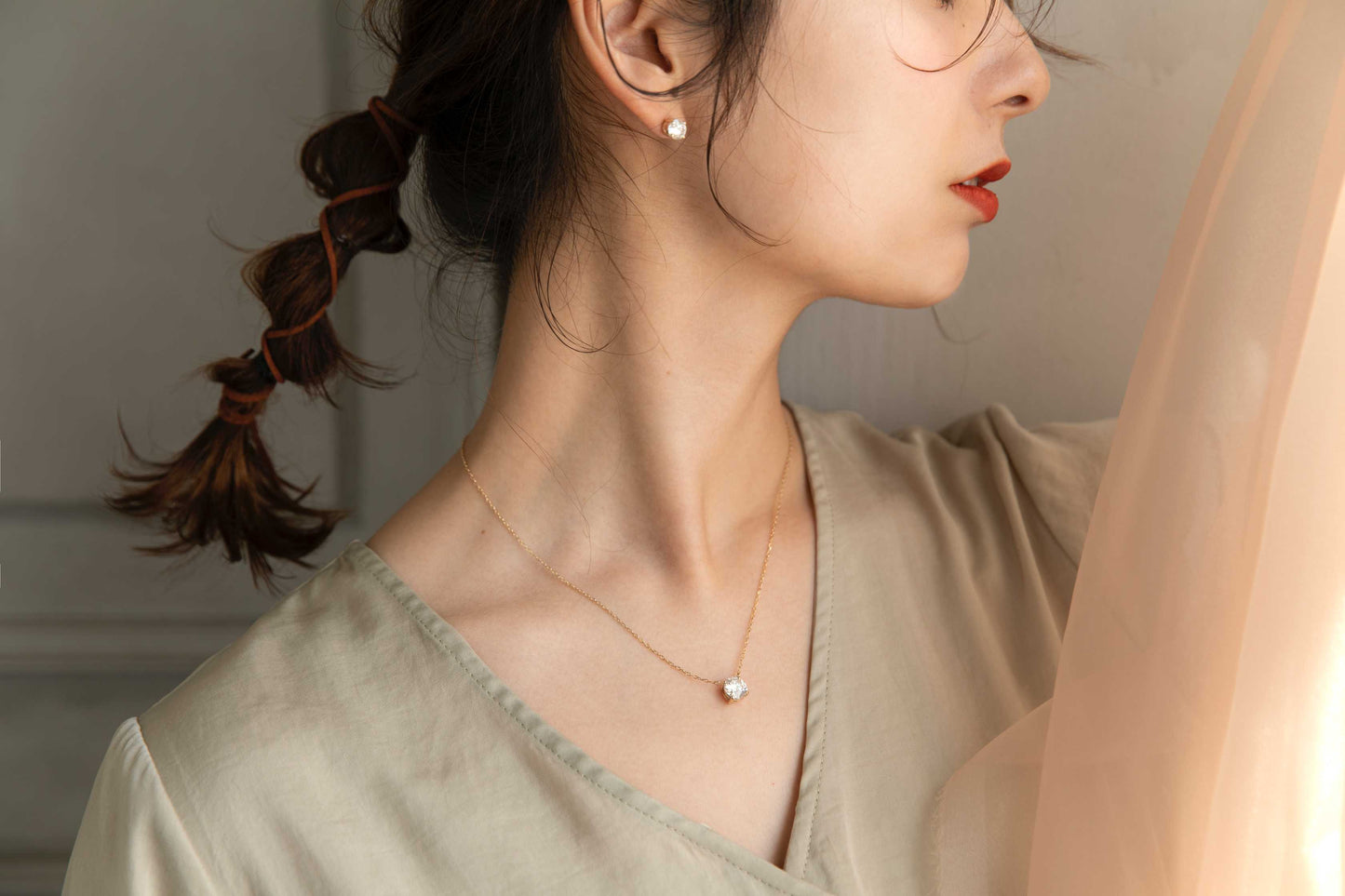 ソリティアピアス 4prongs イエローゴールド